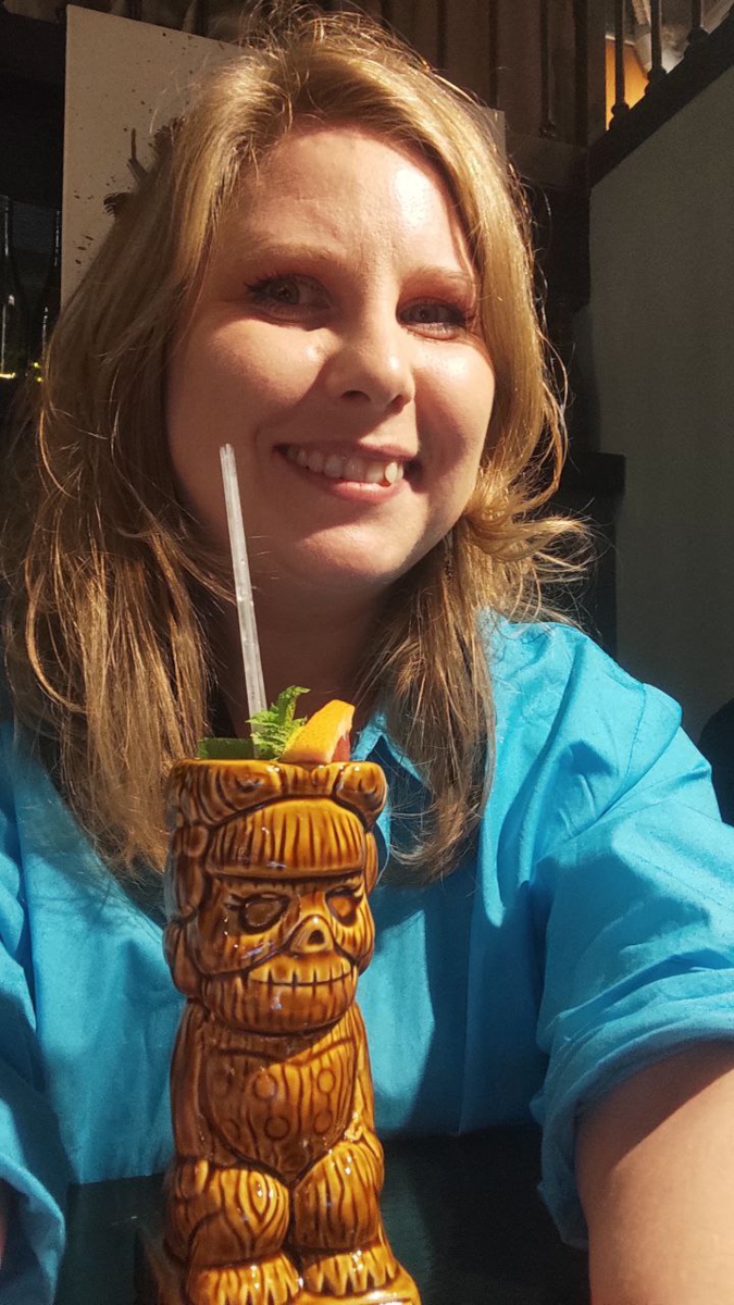 Автор и Толик. Автор в синем. Впрочем, Толик внутри тоже синий.