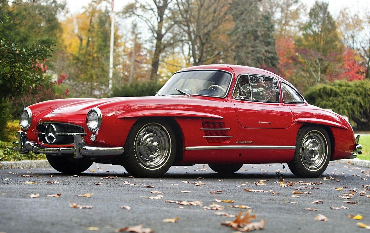 Mercedes 300sl красный