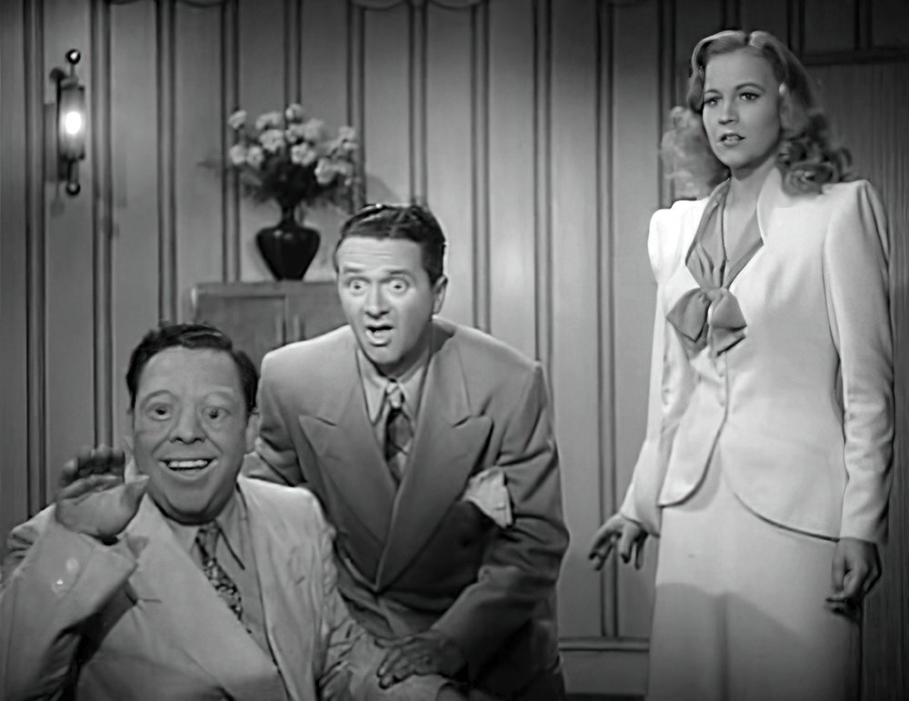 Юмор в пародии «Зомби на Бродвее» незамысловатый, но фильм получился обаятельным