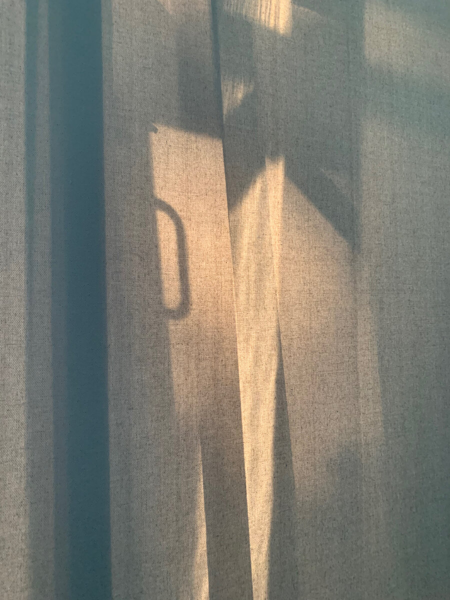 Буду писать абстракцию, над кроватью повесим)