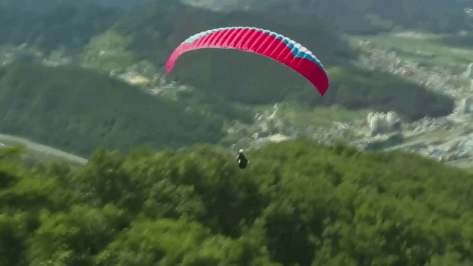 Аварийная посадка любви в прямом смысле.