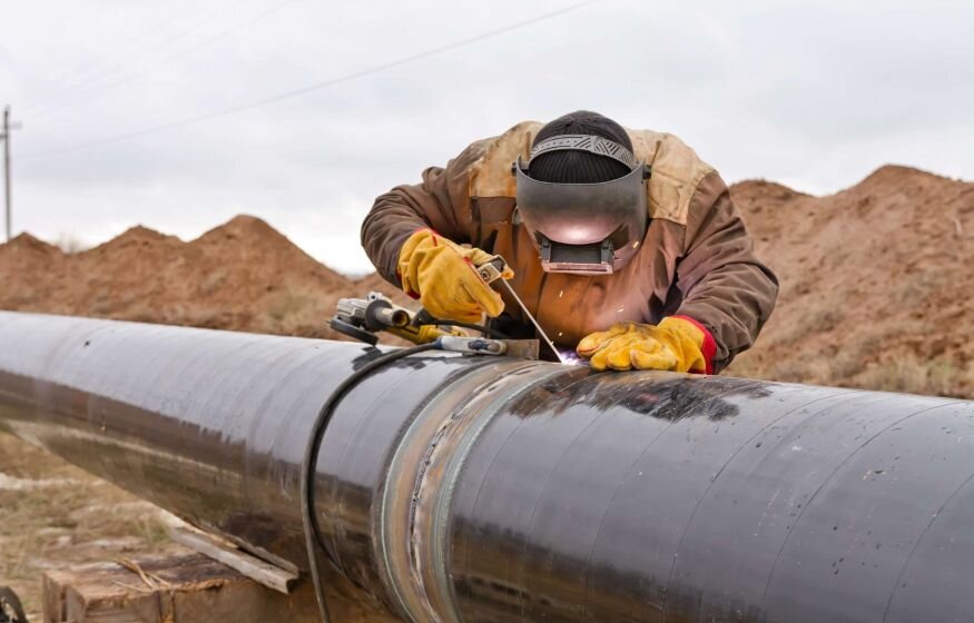    Польша возобновила прокачку нефти по участку трубопровода «Дружба»