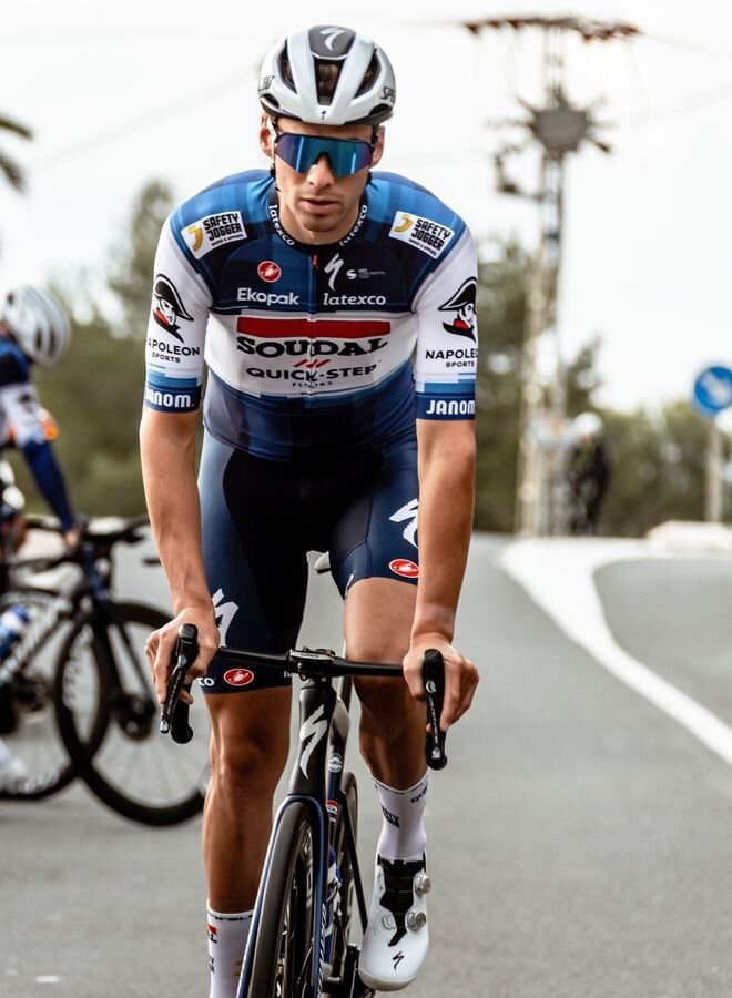 Варре Вангелуве  📷
