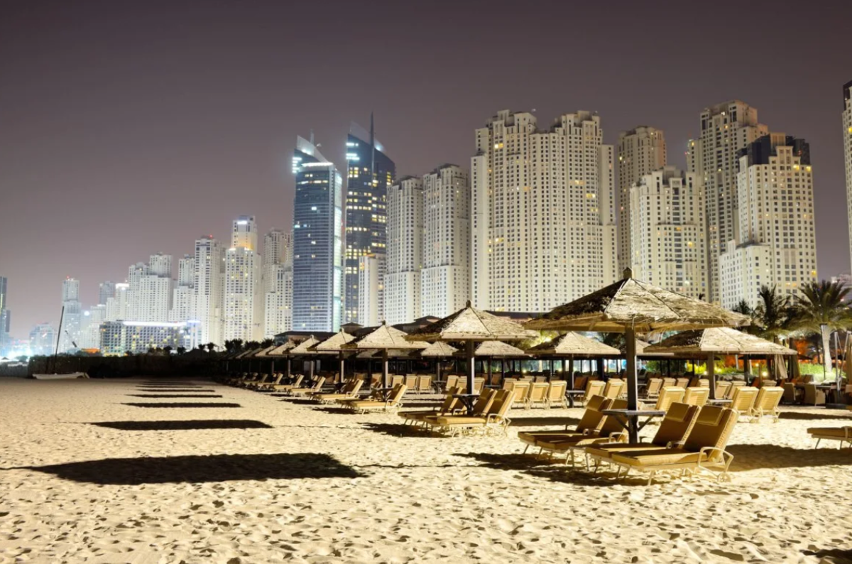 Ночные пляжи в дубае. Dubai JBR Night. Ночной пляж Дубай.
