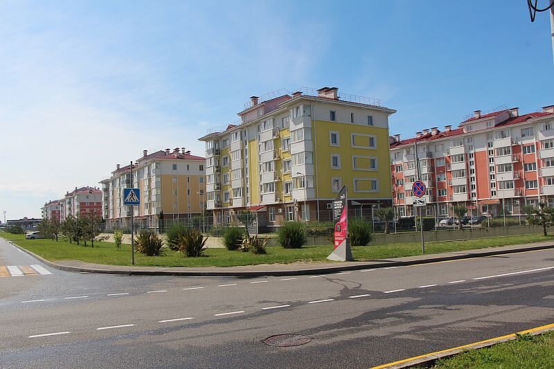 Квартал Екатерининский. Из этого участка выход непосредственно на набережную.