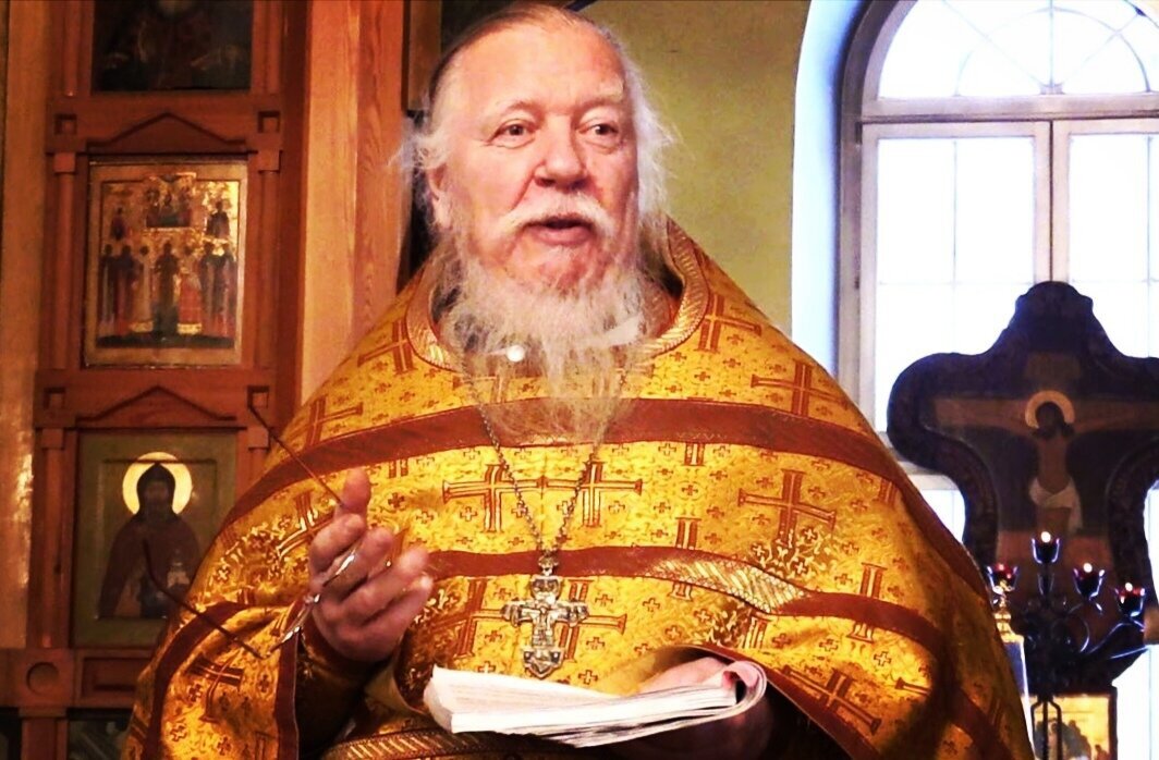 Димитрий Смирнов (07.03.1951 — 21.10.2020 гг.) — протоиерей, церковный и общественный деятель, проповедник, миссионер.