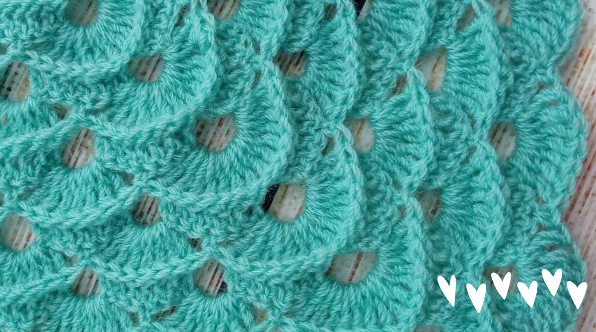 Шаль ручной работы, связанная крючком. Фото автора