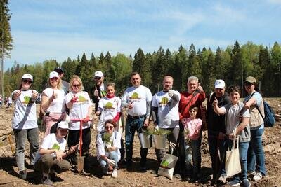    Сотрудники Управления по обеспечению деятельности мировых судей Московской области на акции «Лес победы» на центральной площадке Подмосковья в округе Пушкинский ©пресс-служба Управления по обеспечению деятельности мировых судей Московской области