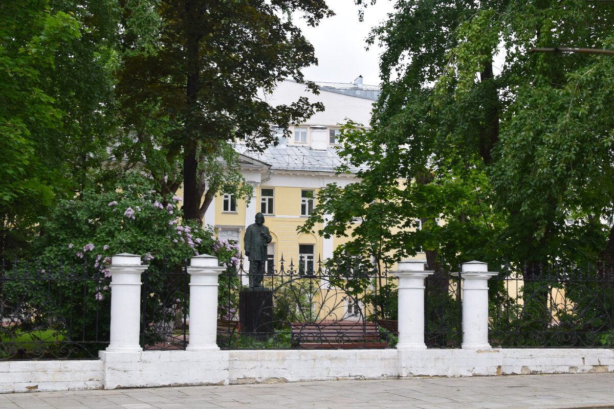 Фото автора канала "Приключения Тома Сойера".