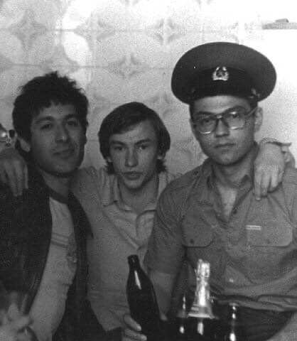 Слева направо: Армен Григорян, Вова Сергеев, Андрей "Хабибулин" Веденеев