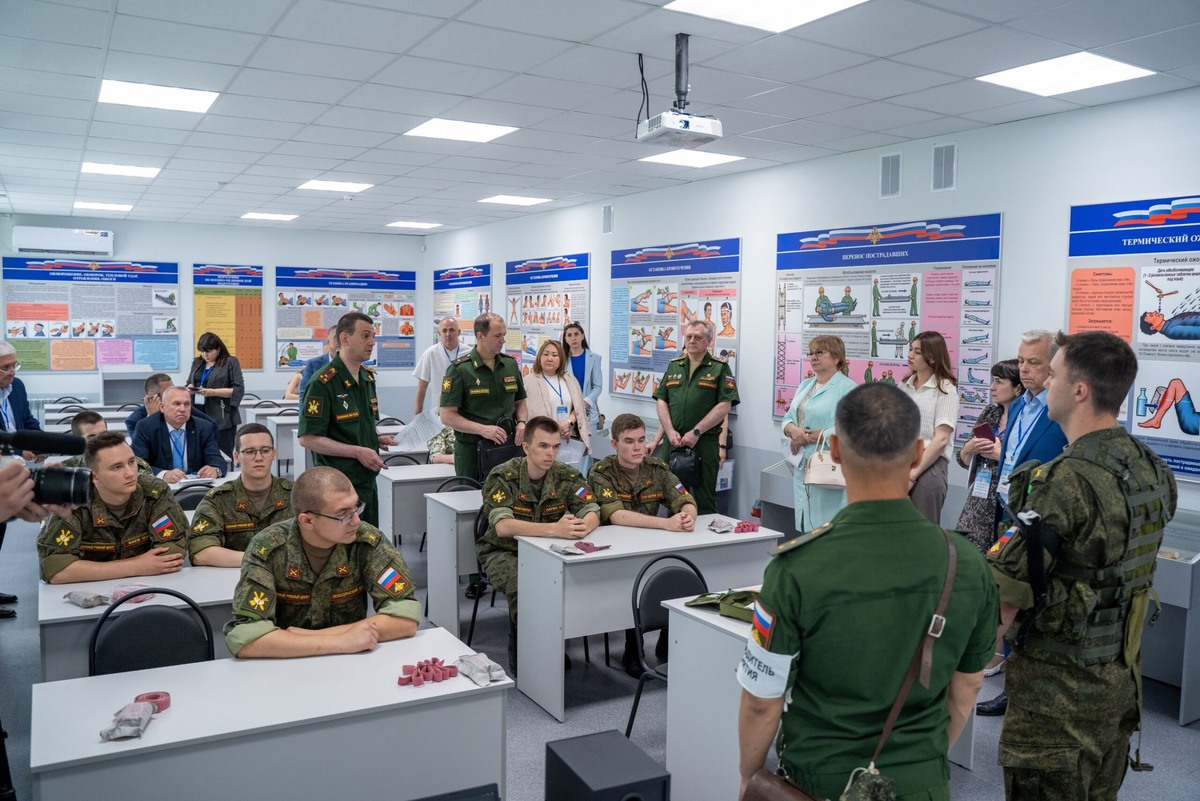    Российские вузы перенимают опыт ОГУ в направлении военной подготовки студентов Андрей Севостьянов