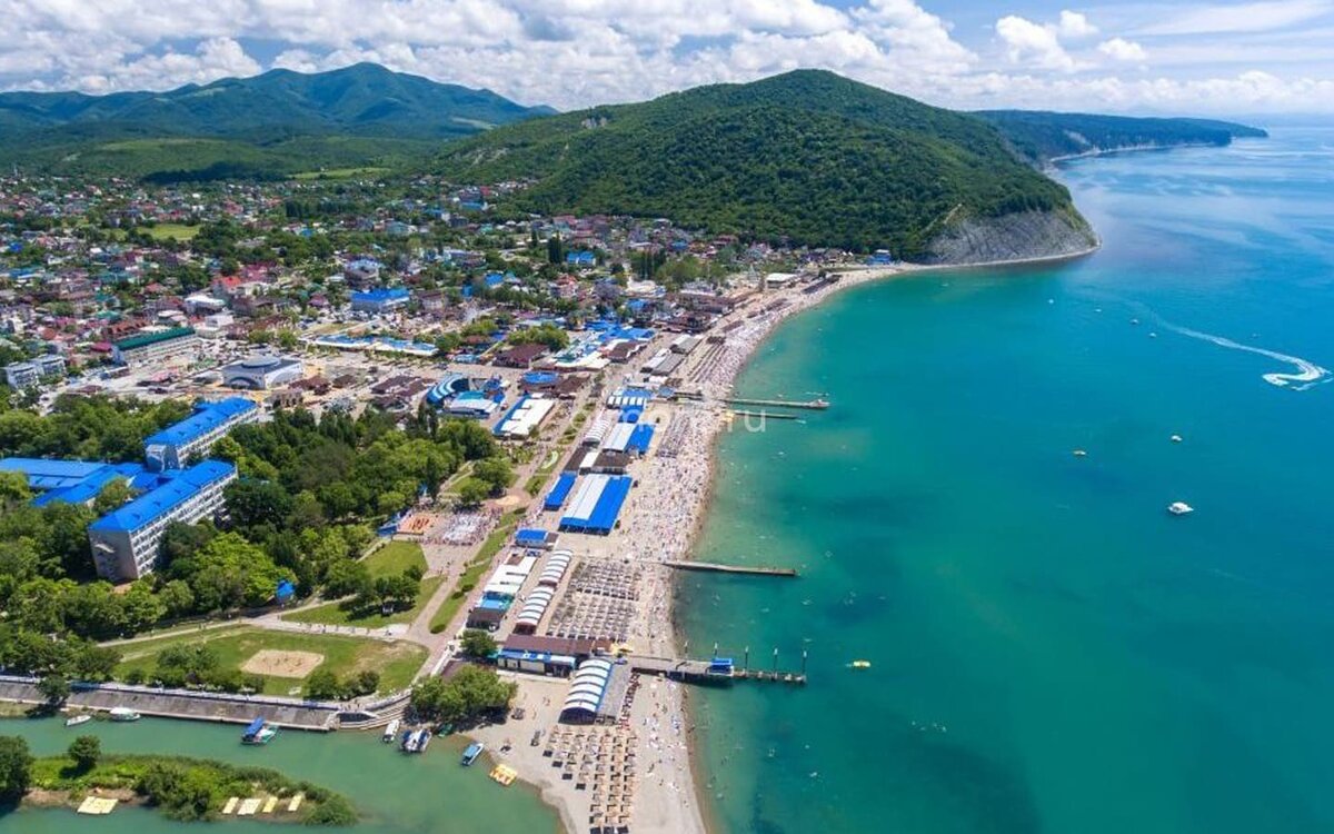 Пляж в Архипо-Осиповке 