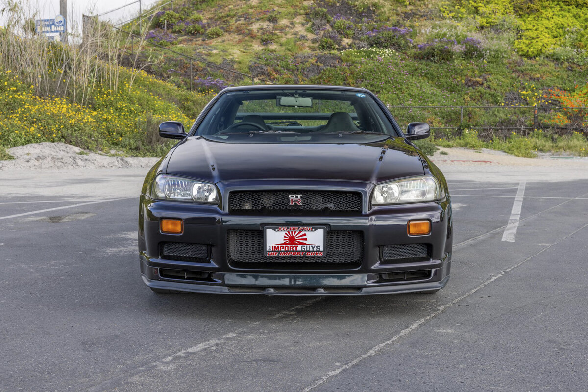    Nissan Skyline GT-R   
Cars&Bids