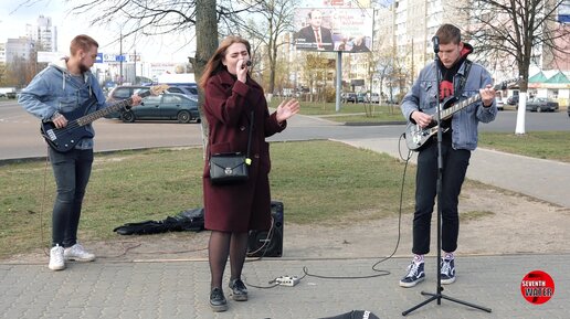 ГОЛОСИСТЫЕ РЕБЯТА! Мурашки по коже! Уличные музыканты устроили обалденный концерт!!