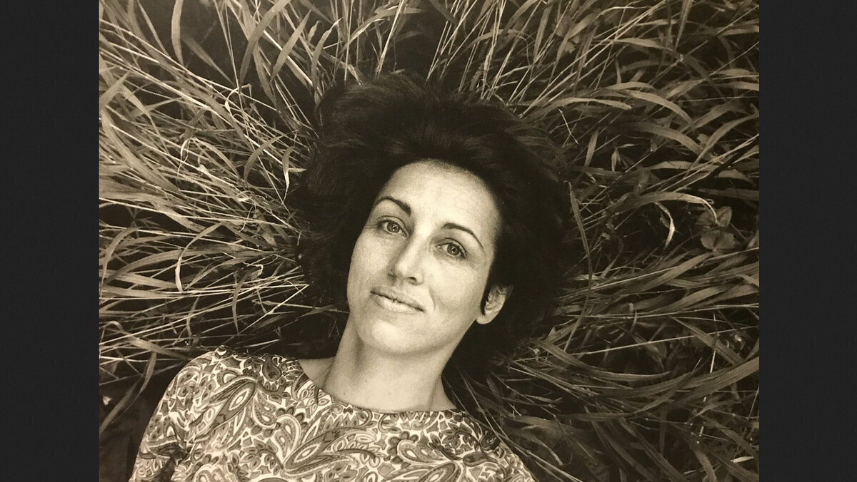     Жило была единственной любовницей художника, которая порвала с ним по собственной воле. Несмотря на противодействие Пикассо, после разрыва с ним она преуспела в профессии и издала мемуары о жизни с испанским гением, ставшие бомбой.