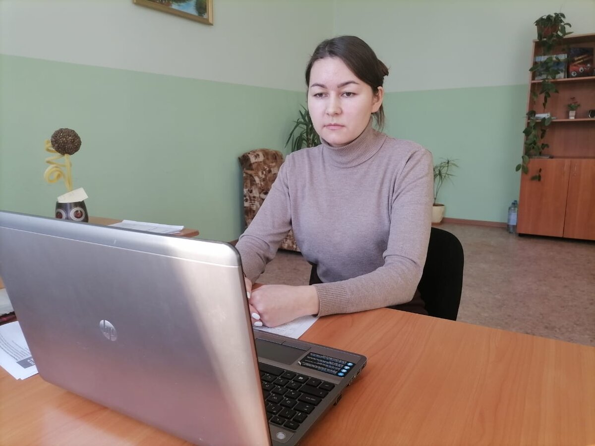 К сожалению именно бумажная работа стоит в приоритете