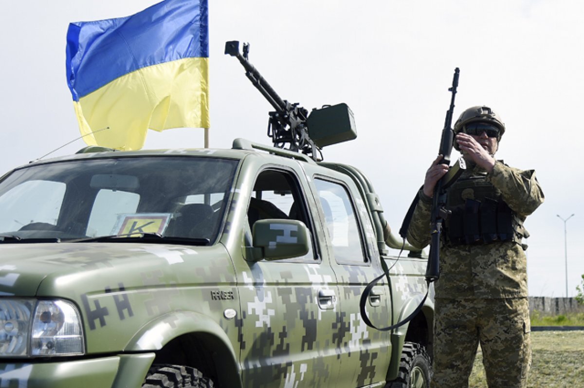    Солдат ВСУ.