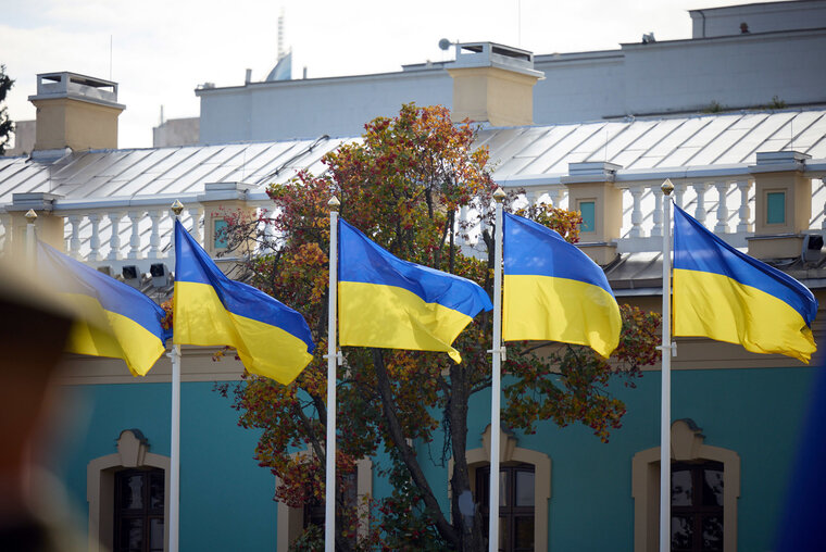    Украина и ее народ были бы в безопасности под российскими знаменами, уверен ветеран