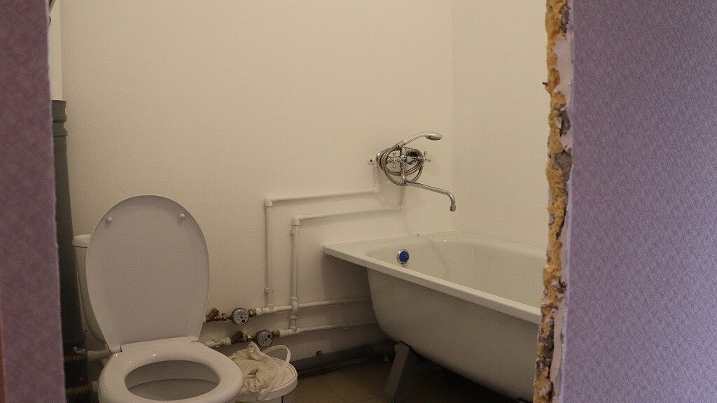     Ключи от служебных квартир воспитателям детских садов и учителям традиционно будут вручены педагогам этой осенью в канун Дня учителя.