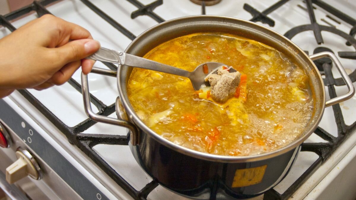 Что делать если пересолила суп (30 секретов)