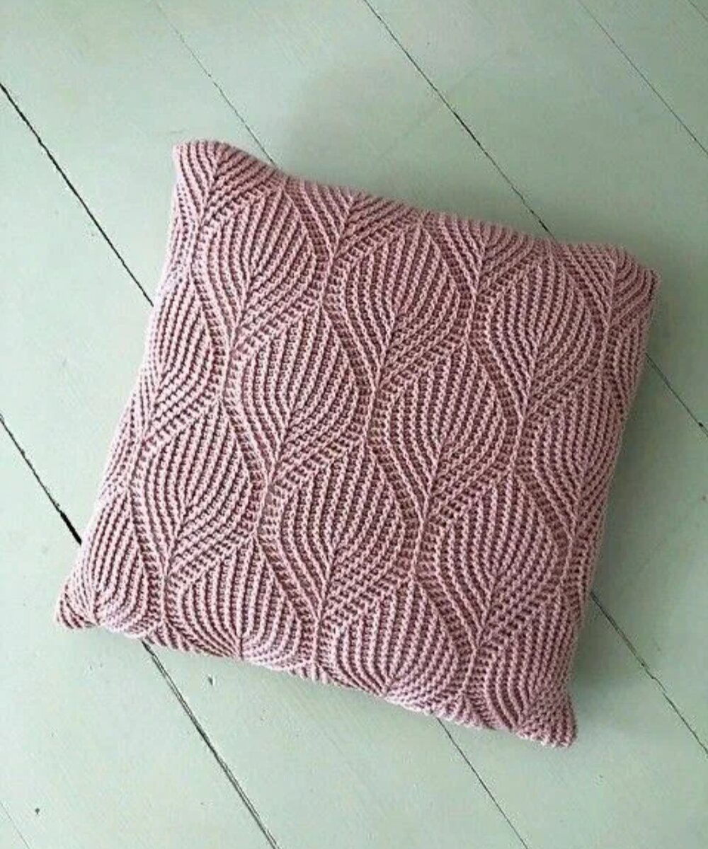 Очень красивая наволочка. 