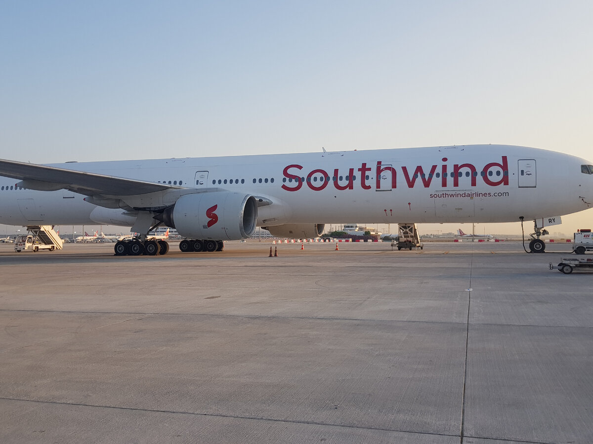 Southwind airlines билеты. Southwind Airlines авиакомпании Турции. Южный ветер авиакомпания. Southwind Airlines самолеты. Boeing 777-300 Southwind.