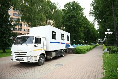    Мобильный пункт проверки здоровья в парке Подмосковья © Сайт Министерства здравоохранения Московской области