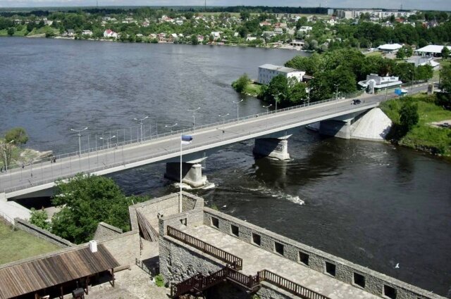    Город, по сути, один, а государства разные Фото: Пресс-служба ФТС