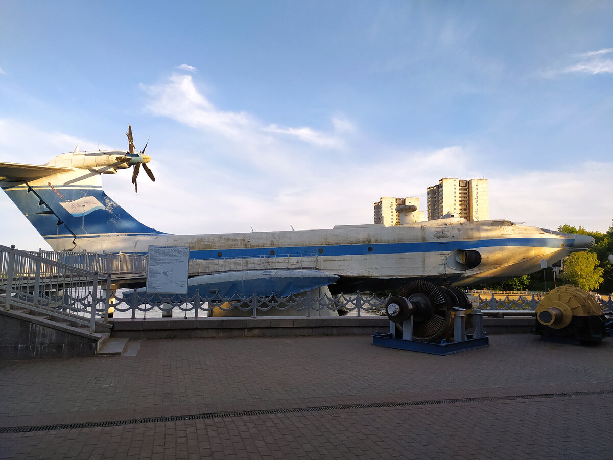 Экраноплан "Орлёнок" \фото автора \листайте далее