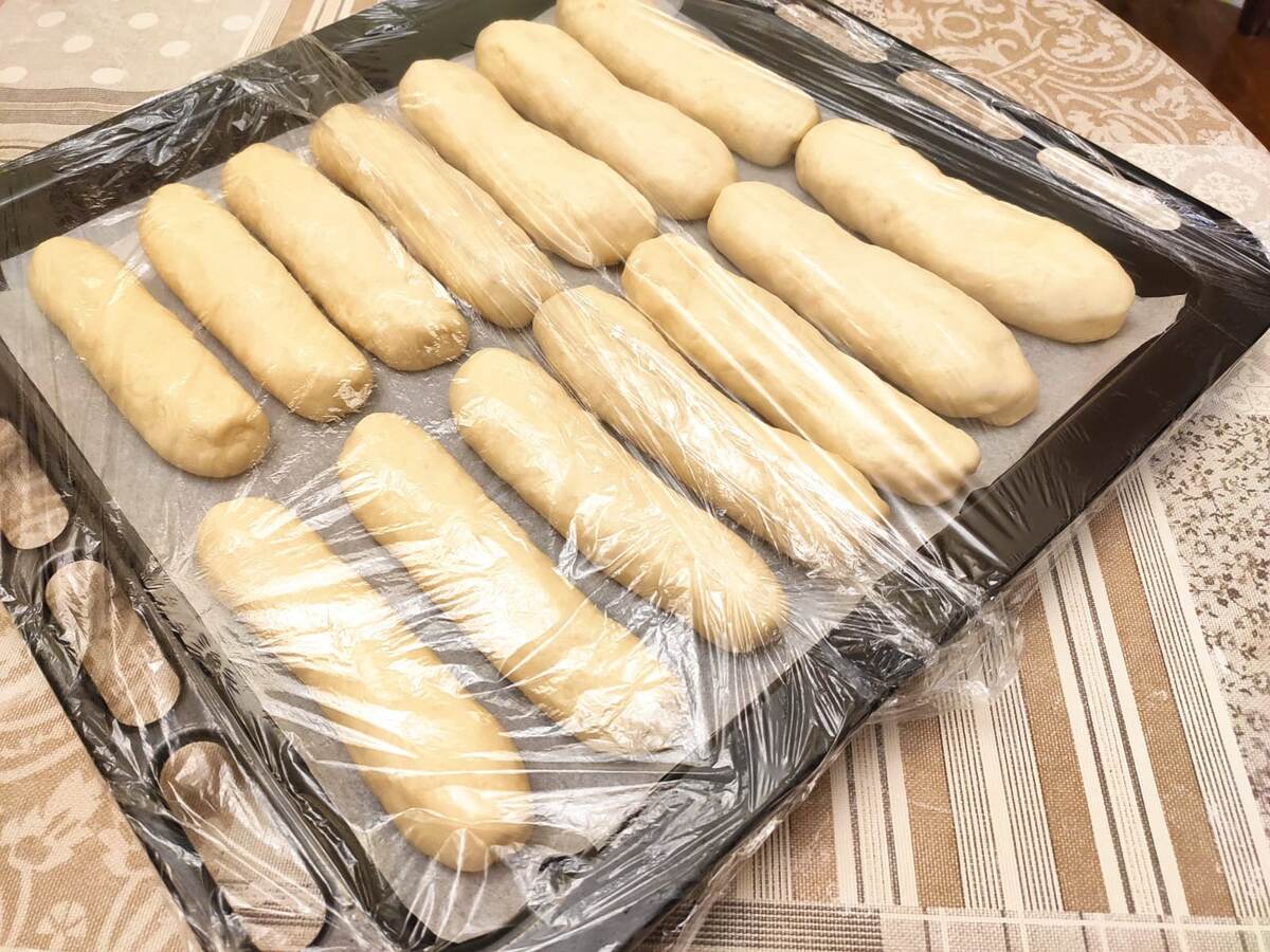 Тесто перед духовкой нужно отдохнуть и подняться.