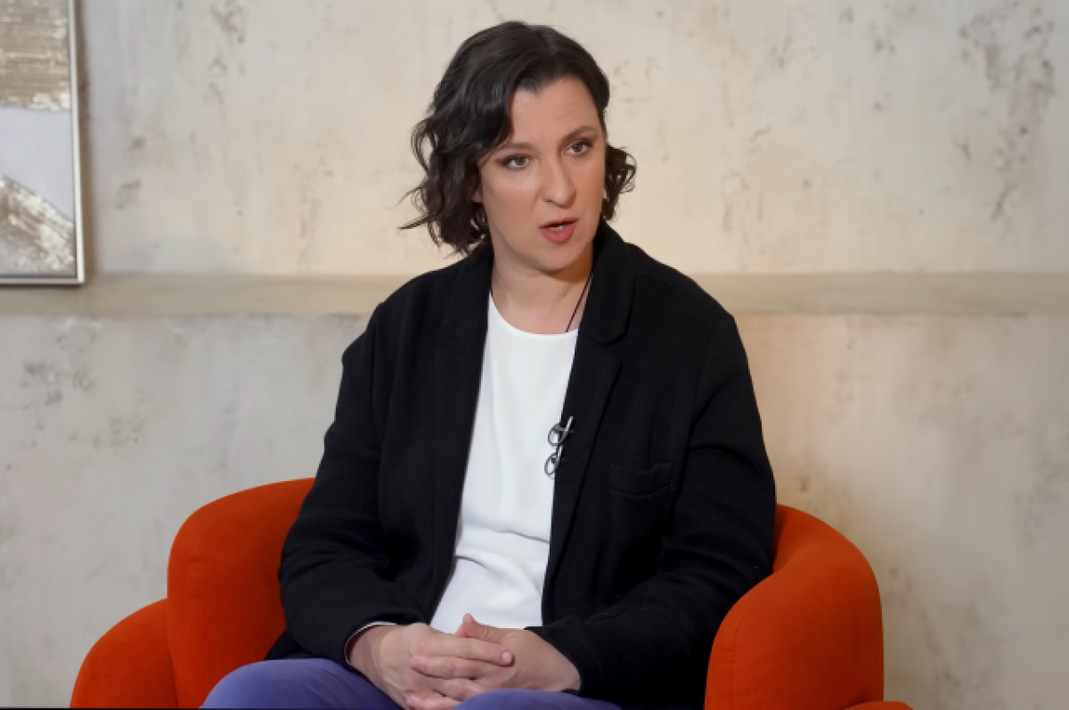    Олеся Железняк объяснила, почему не общается с родственниками на Украине