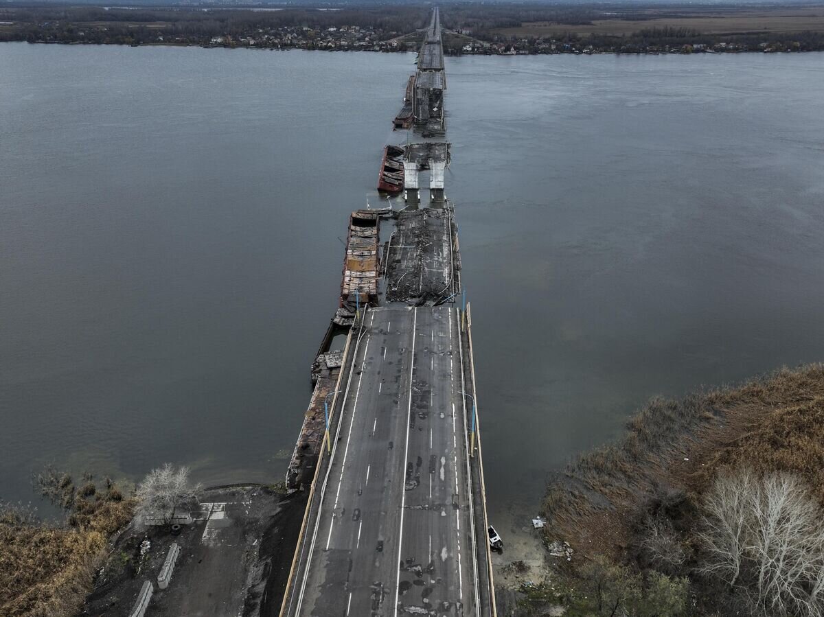    Антоновский мост© AP Photo / Bernat Armangue