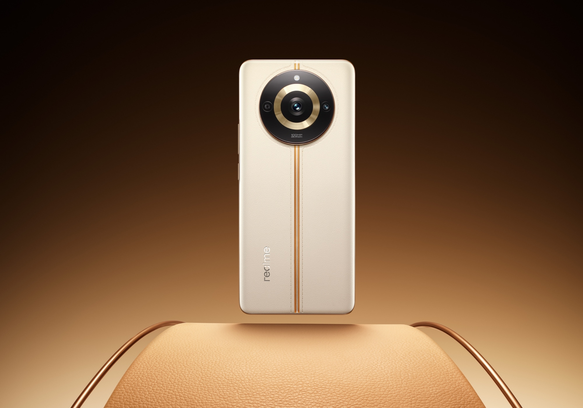 realme 11 Pro в бежевом цвете