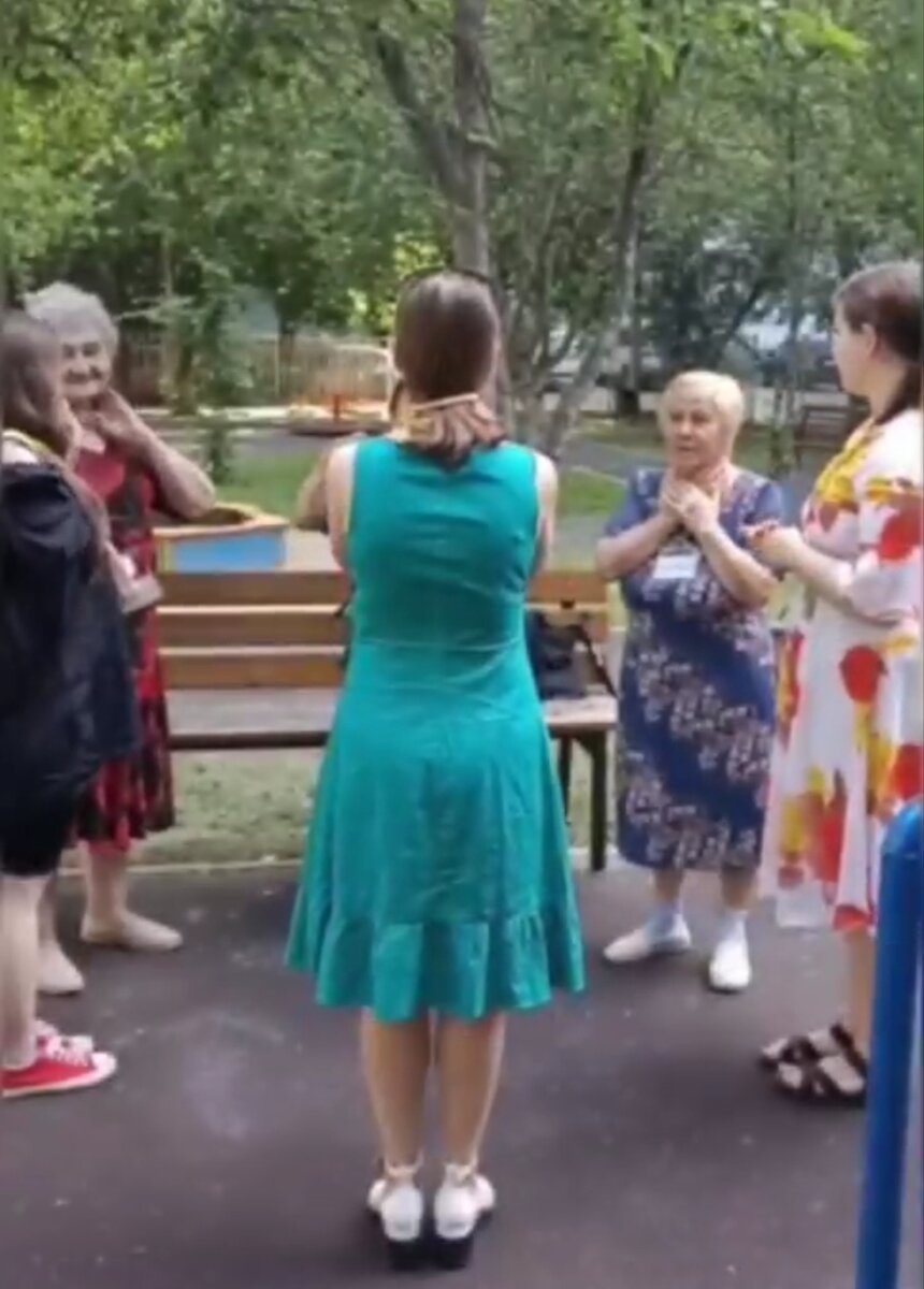 Как занимаются в дедском саду. Фото с репортажа дедского сада "Дори" 