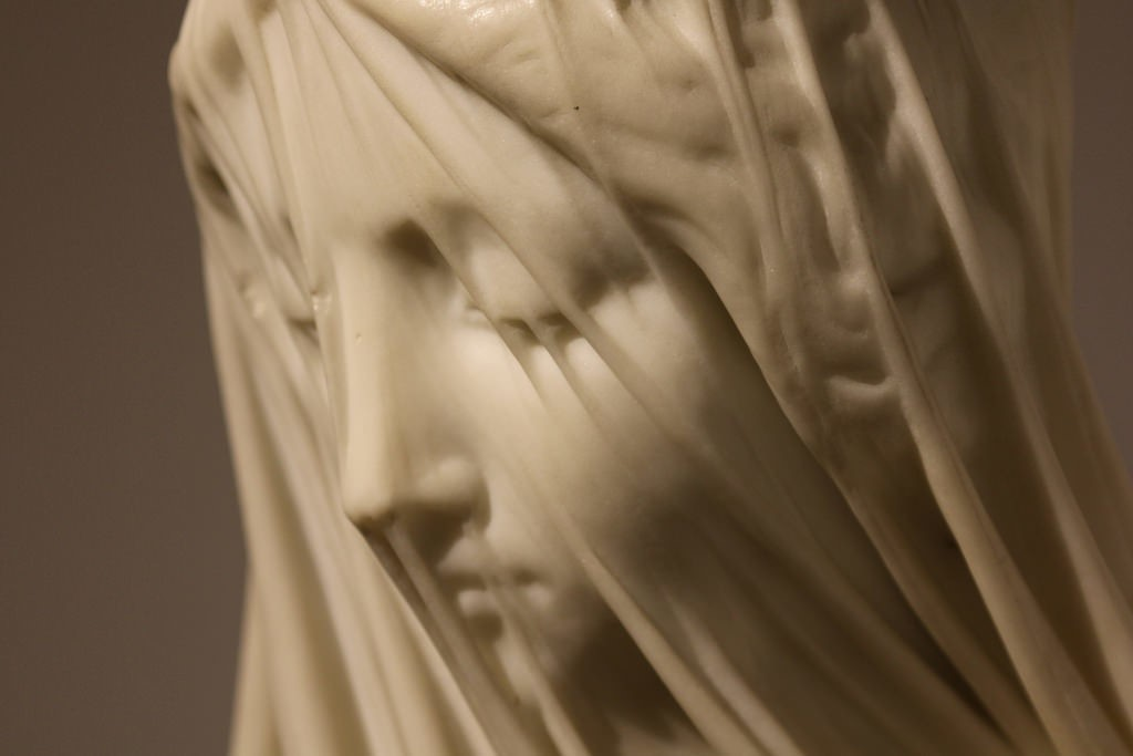 Мраморная вуаль джованни страцца. Мраморная дева. Скульптор джованни страцца. Мраморная дева. Джованни страцца бюст девы марии.