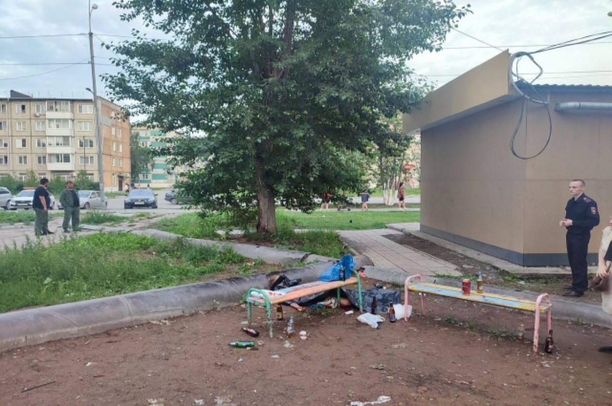    В Ачинске мужчина убил 33-летнюю женщину на глазах у знакомых