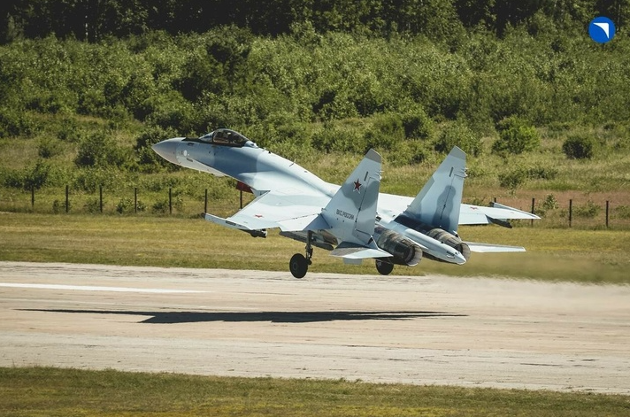 Су-35С, фото "ОАК"