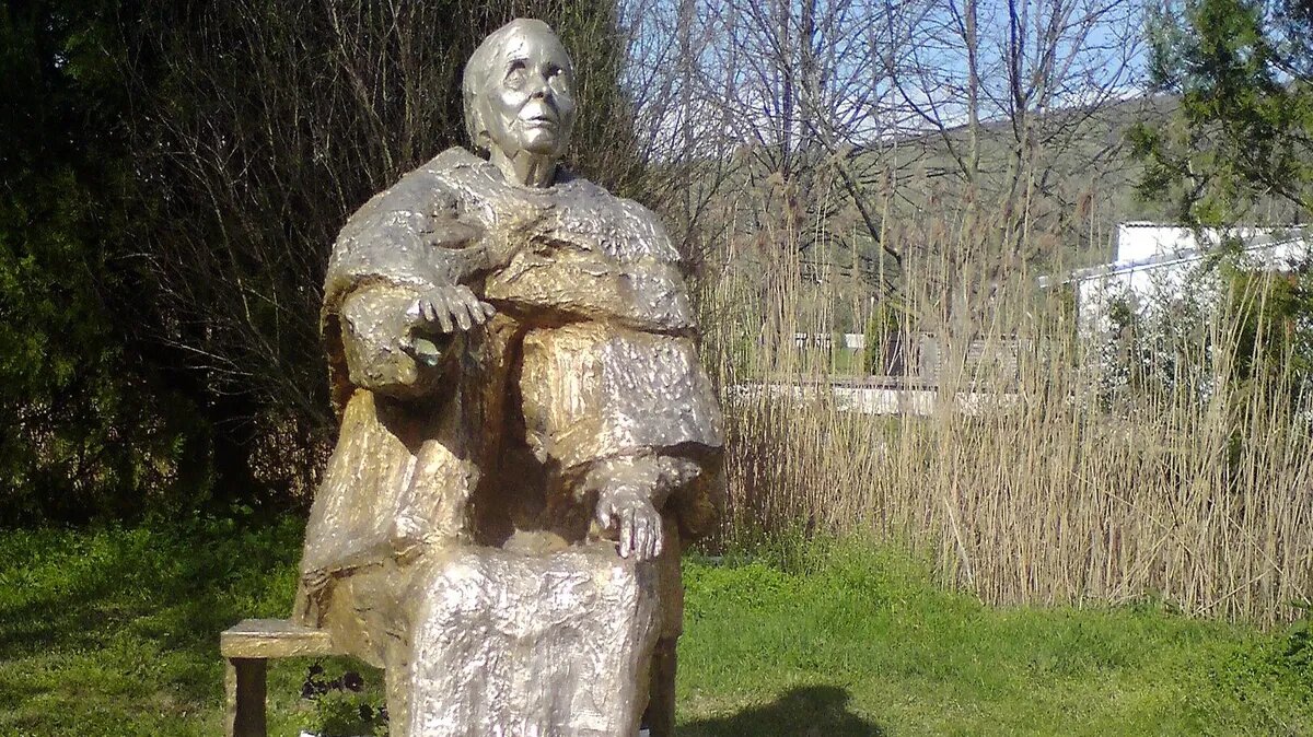 Скульптура Ванги в Рупите. Фото: Подпоручикъ/bg.wikipedia.org
