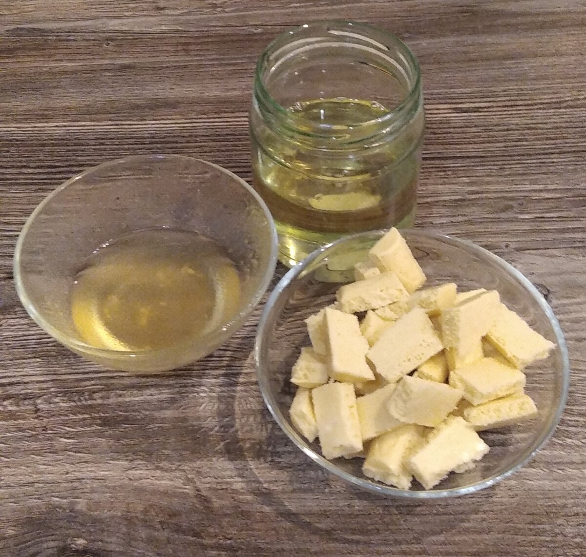 Для зеркальной глазури. 