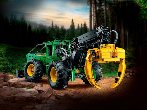 Новинка LEGO® Technic™ «Трелевочный трактор John Deere 948L–II» (арт. 42157)
