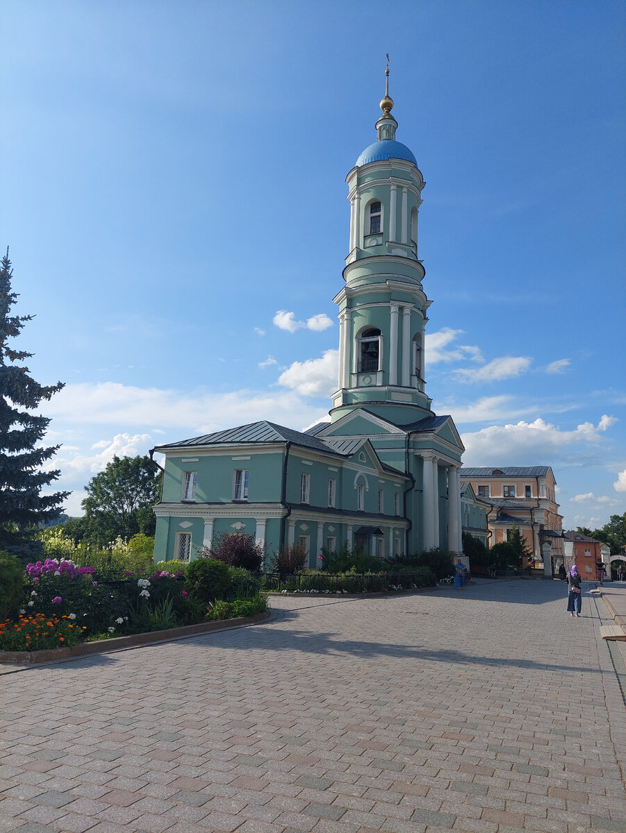 Монастырь в Калужской области Оптина пустынь