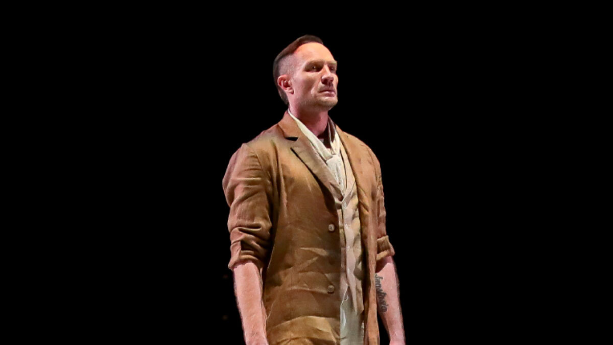    Роман Костомаров