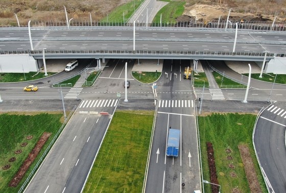    Вид с квадрокоптера на строительство головного участка трассы М-12 «Москва - Казань»