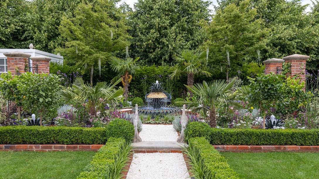 Все фотографии в статье с сайта rhs.org.uk. Выставка садов в Хэмптоне 2023.