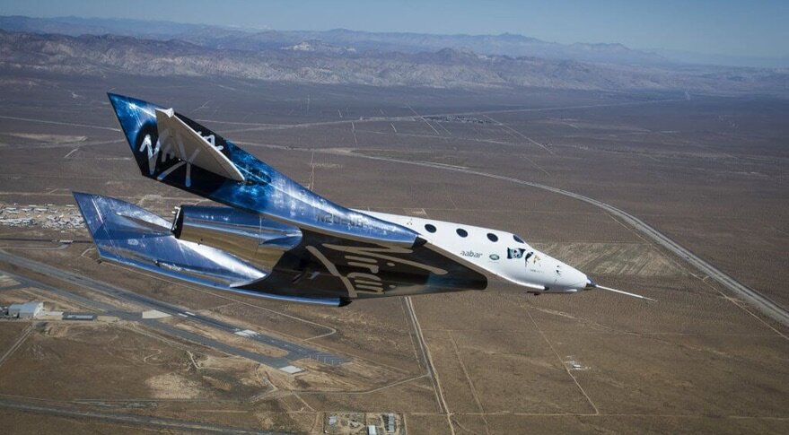 SpaceShipTwo - корабль Virgin Galactic (фото spacenews.com)