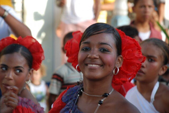 Соседка доминиканской республики. Танец меренге в доминикане. Альтос де чавон. Доминиканцы. Соседка доминиканской республики.