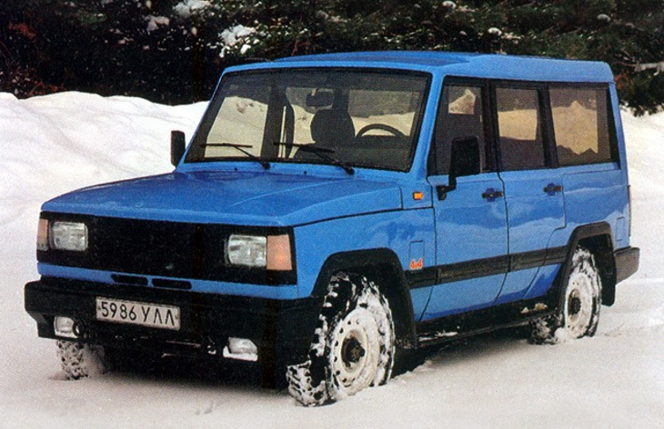 Первый образец внедорожника УАЗ-3172 был изготовлен в 1991 году для внутризаводских испытаний.