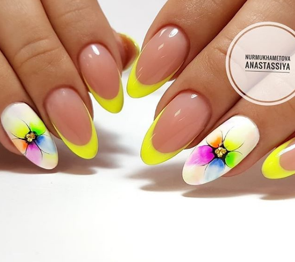 @idei_dizaina_nogtey