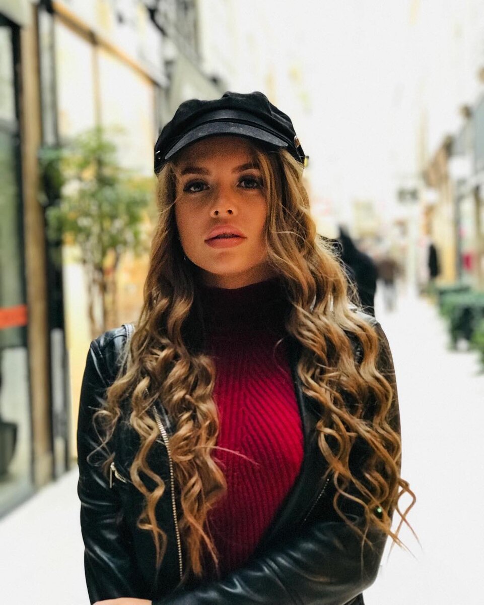 Источник: https://www.instagram.com/alessandrajane.x/