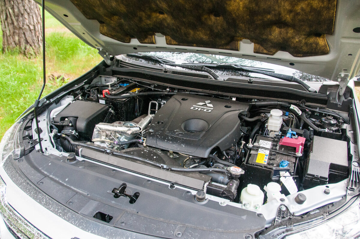 Дизельный двигатель 4N15 автомобиля Mitsubishi Pajero Sport III